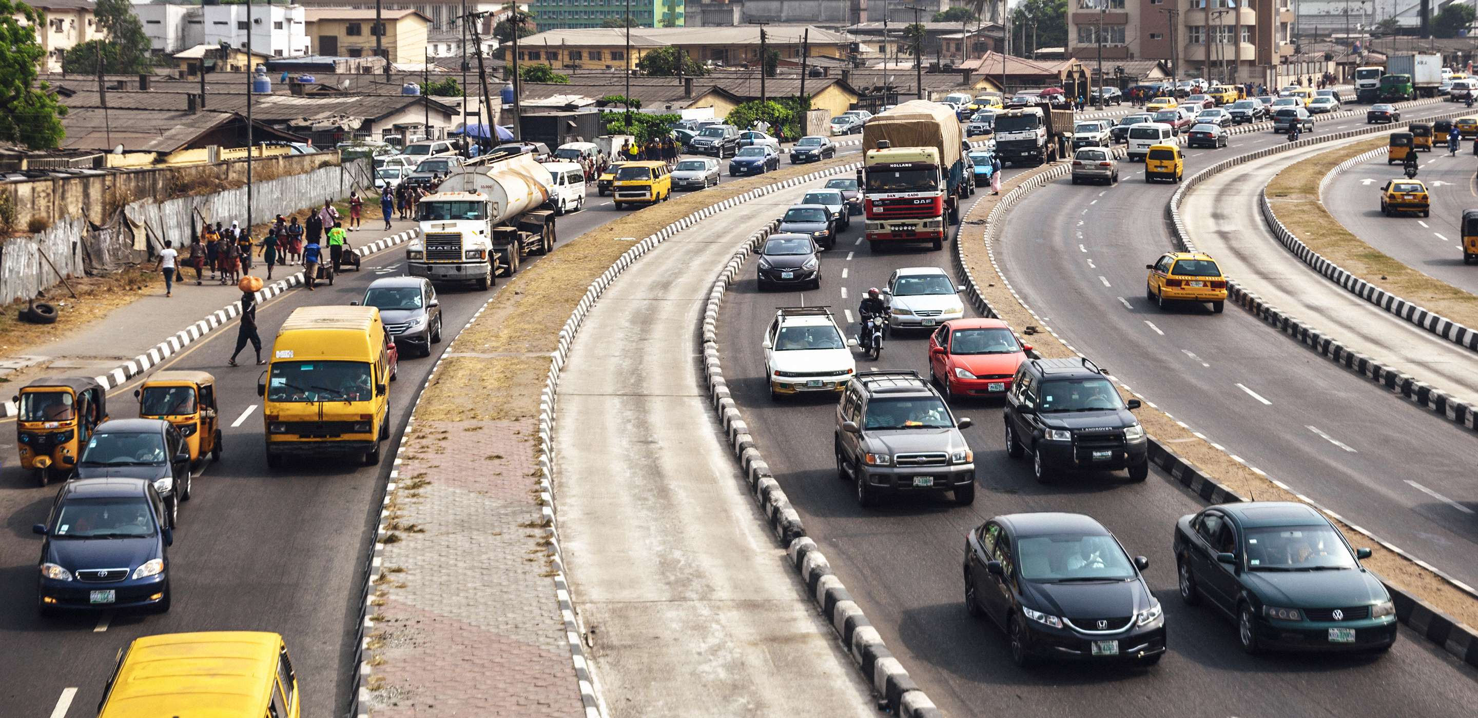 Image of freeway traffic