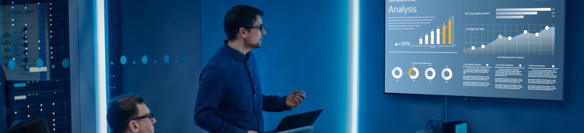 People working together in an IT environment