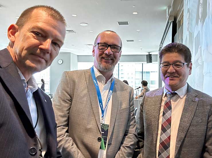 Eiji Yoshida-san (right), Head of R&D Headquarters at NTT DATA, with Ralf Hustadt of Luxinnovation and Michael Mossal of NTT DATA